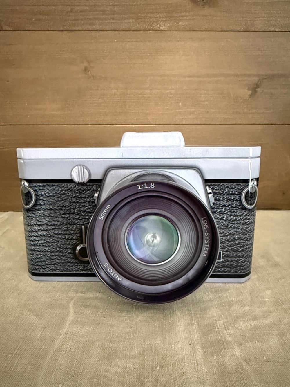 Eurographics Vintage Cameras Puzzle in 3D Camera Tin
